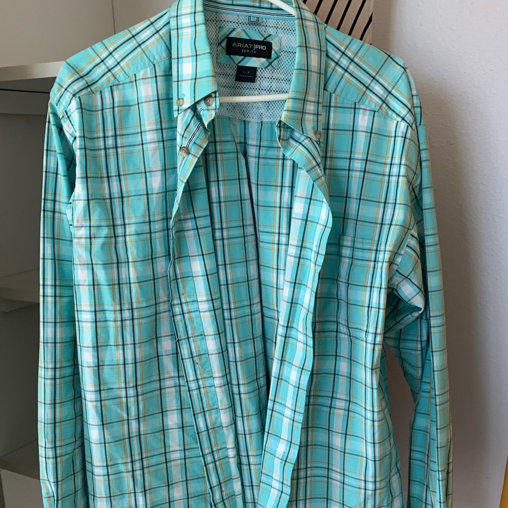 Men’s button up ariat long sleeve